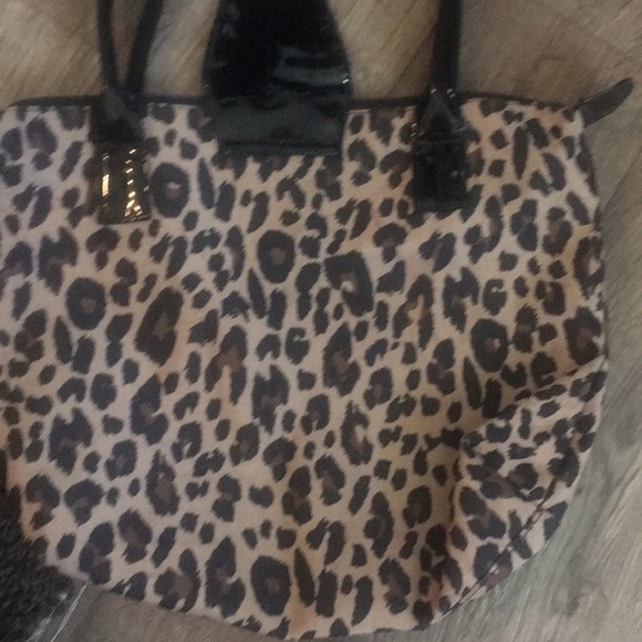 Purses - Picture 4 of 4